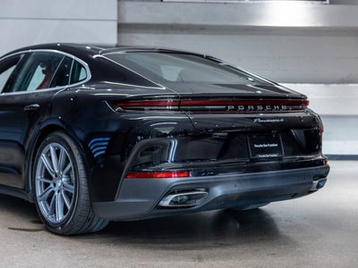 2026 Porsche Panamera Panamera 4