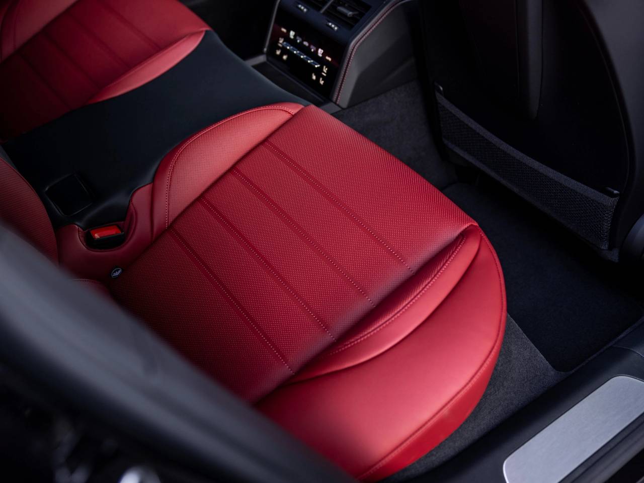 2026 Porsche Panamera Panamera 4