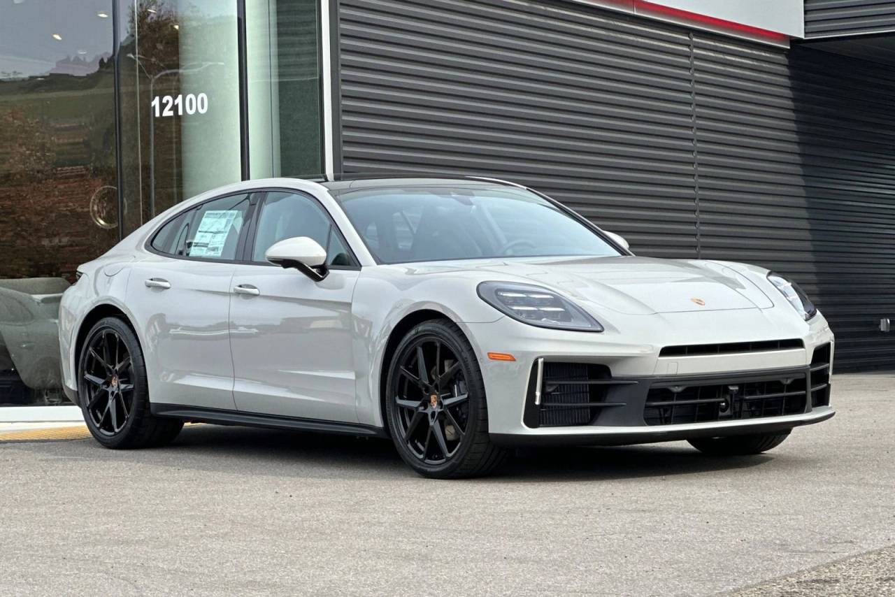 2026 Porsche Panamera Panamera
