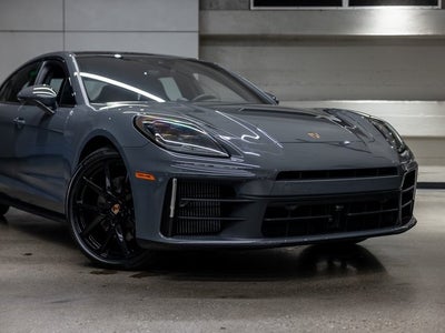 2026 Porsche Panamera 4