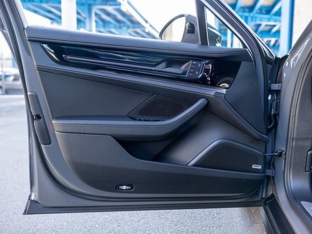 2026 Porsche Panamera 4