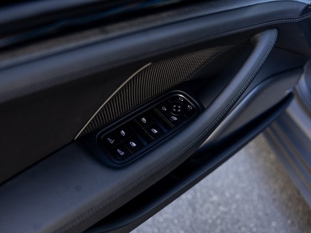 2026 Porsche Panamera 4