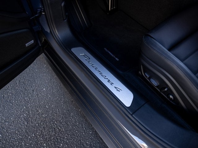 2026 Porsche Panamera 4