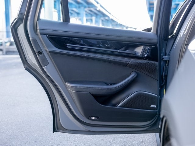 2026 Porsche Panamera 4