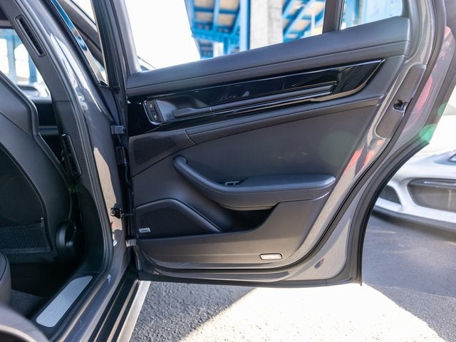 2026 Porsche Panamera 4