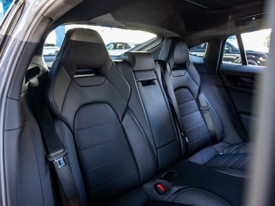 2026 Porsche Panamera 4