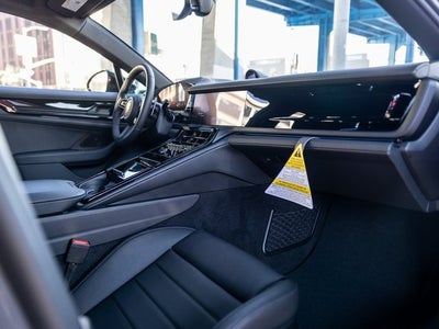 2026 Porsche Panamera 4