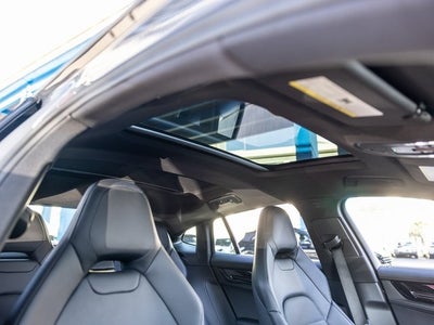 2026 Porsche Panamera 4