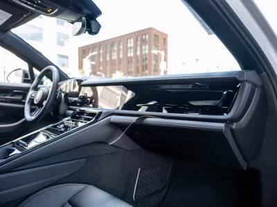 2026 Porsche Panamera Panamera 4