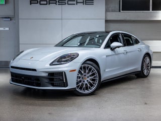 2026 Porsche Panamera 4