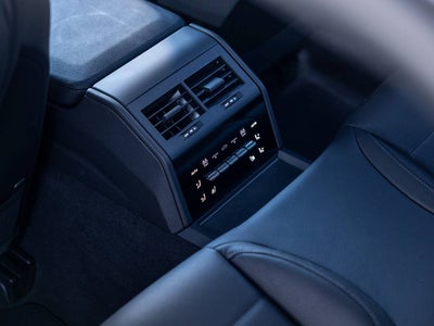 2026 Porsche Panamera Panamera 4