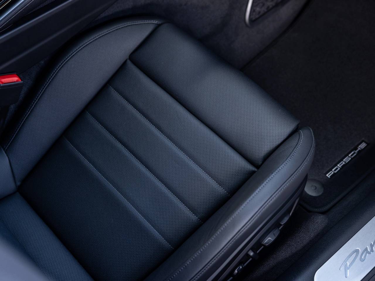 2026 Porsche Panamera Panamera 4