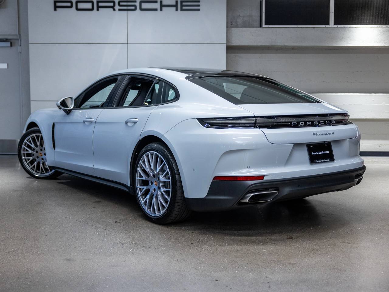 2026 Porsche Panamera Panamera 4