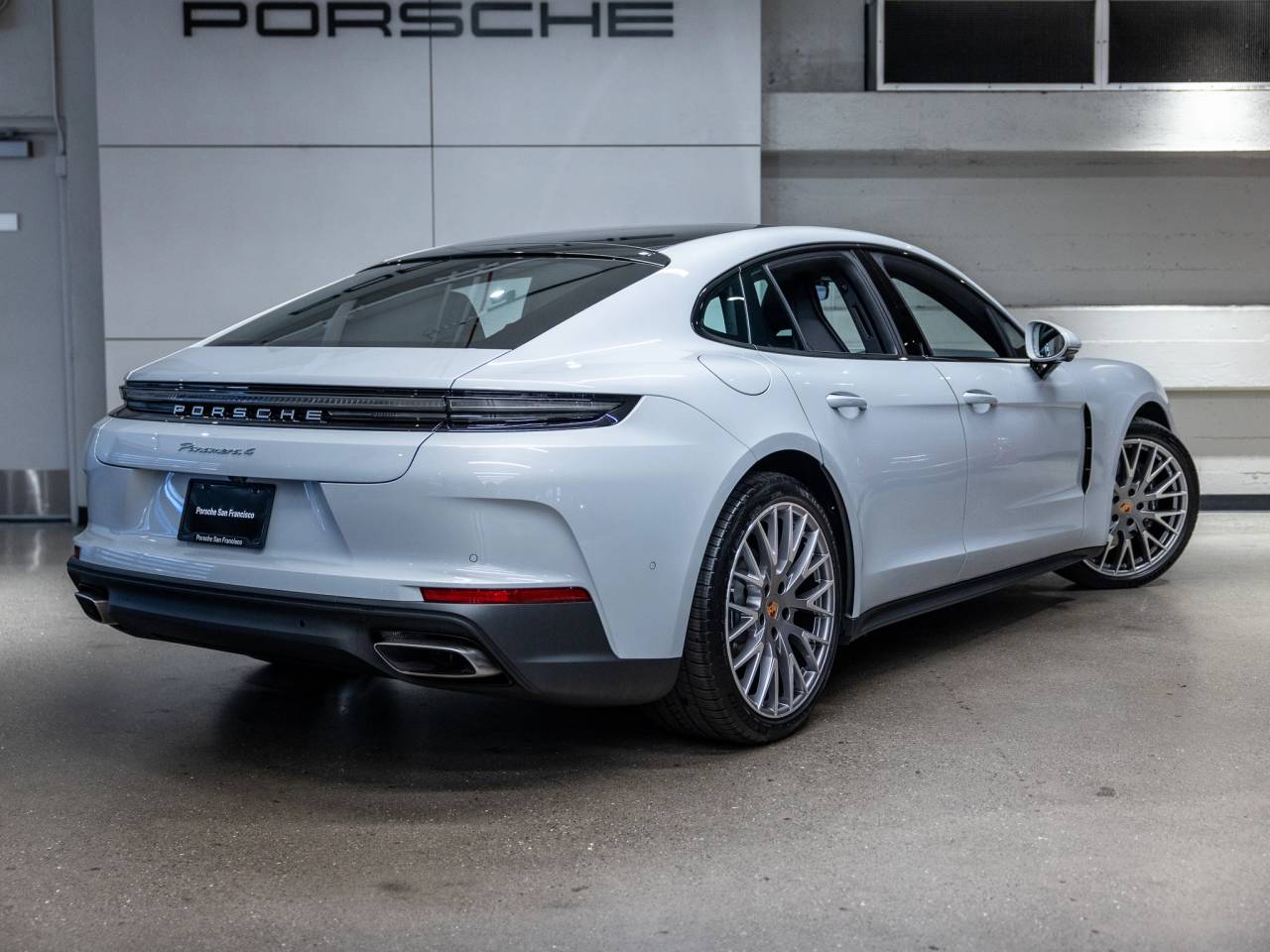 2026 Porsche Panamera Panamera 4