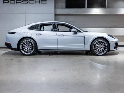 2026 Porsche Panamera Panamera 4