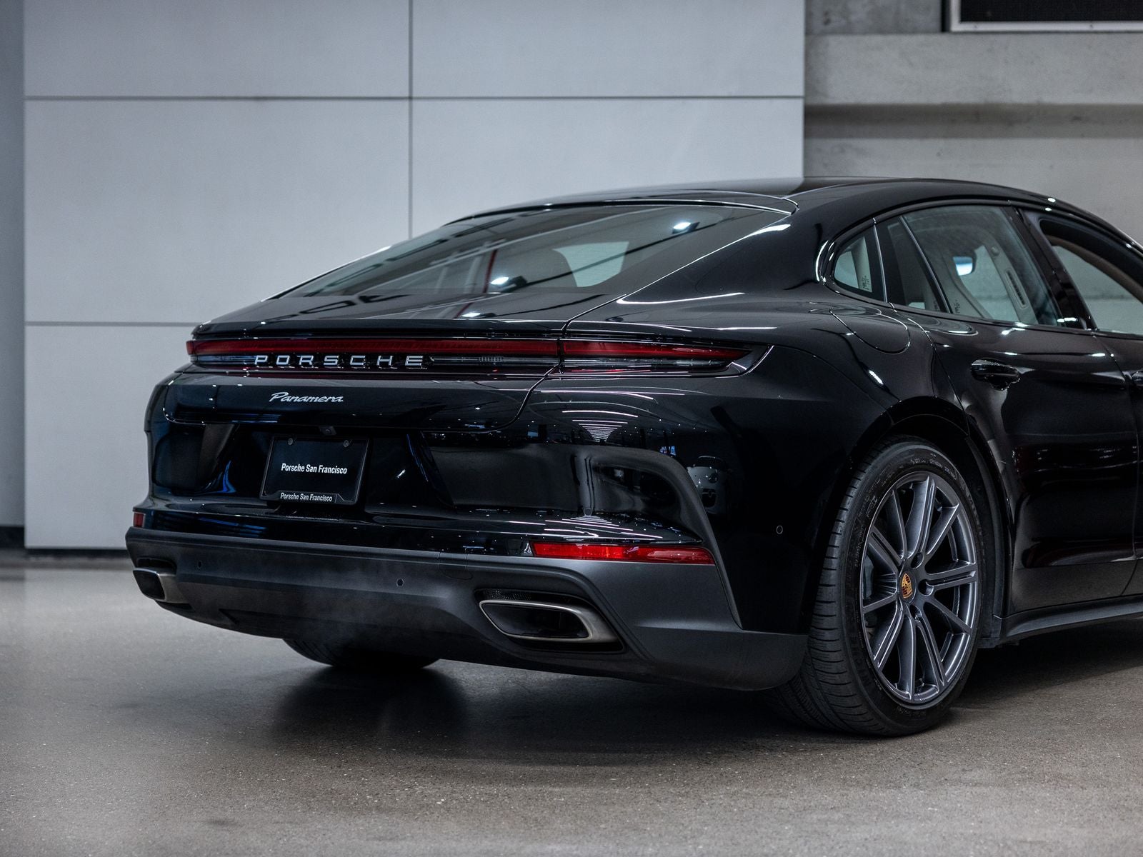 2025 Porsche Panamera Panamera