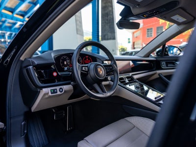 2025 Porsche Panamera Panamera