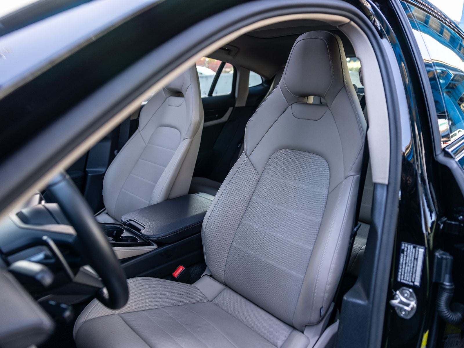 2025 Porsche Panamera Panamera