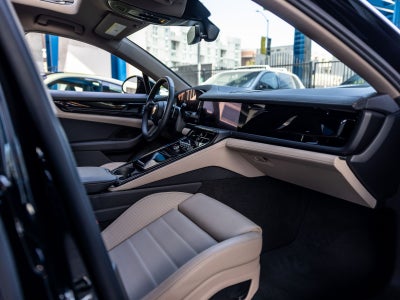 2025 Porsche Panamera Panamera