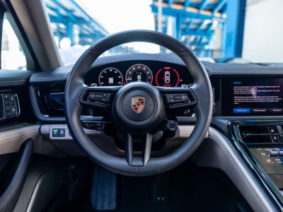 2025 Porsche Panamera Panamera
