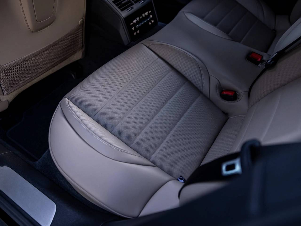 2025 Porsche Panamera Panamera