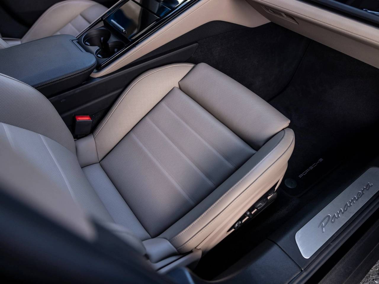 2025 Porsche Panamera Panamera