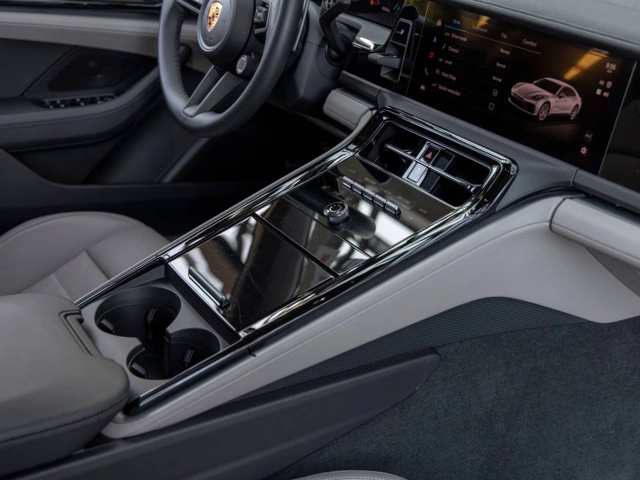 2025 Porsche Panamera Panamera
