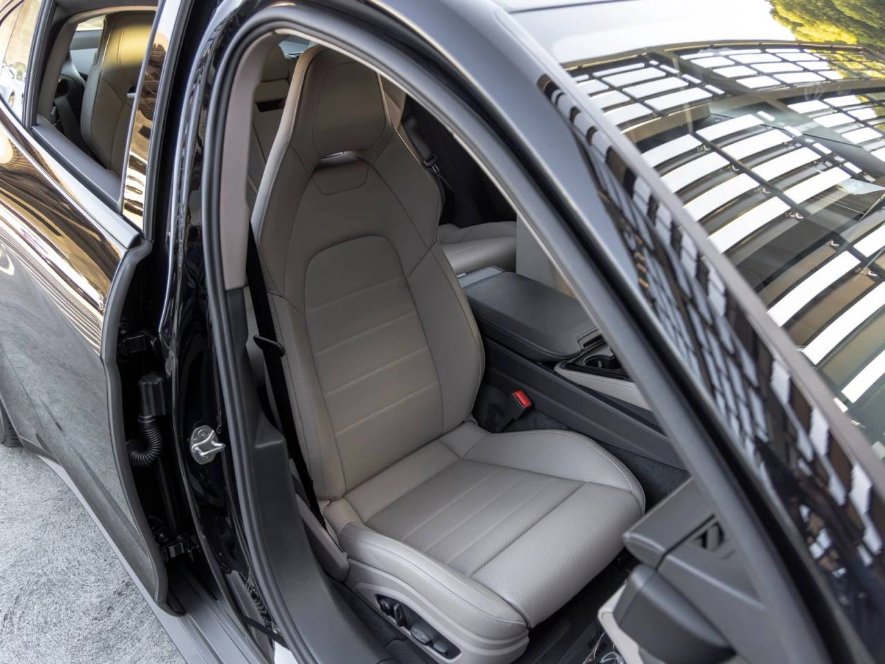 2025 Porsche Panamera Panamera