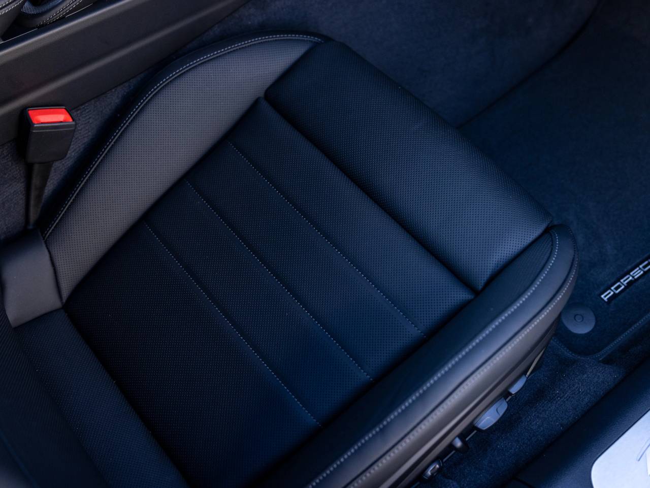 2026 Porsche Panamera Panamera 4