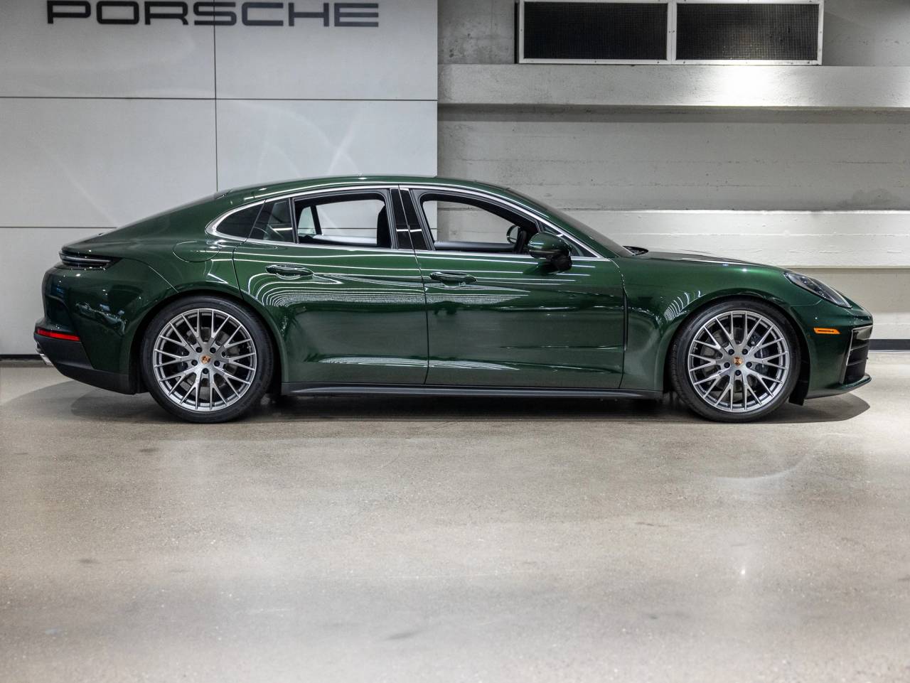 2026 Porsche Panamera Panamera 4