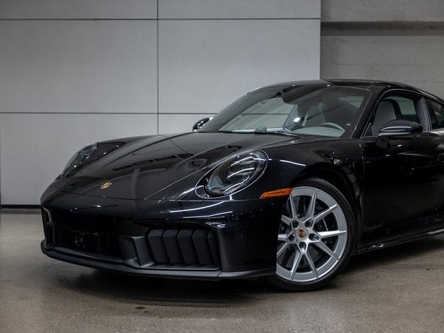 2025 Porsche 911 911 Carrera GTS