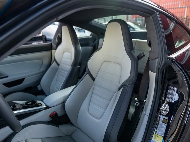 2025 Porsche 911 911 Carrera GTS