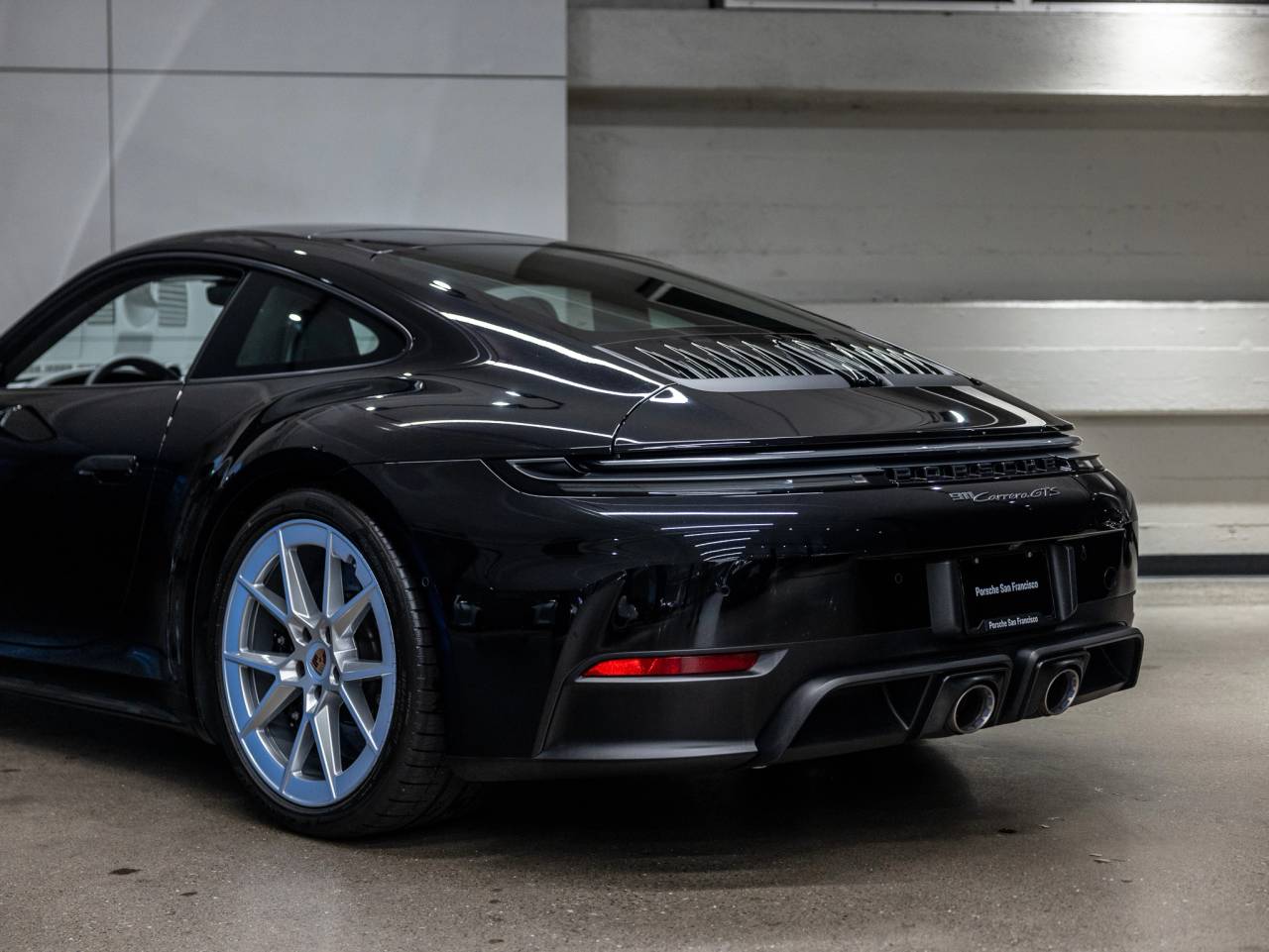 2025 Porsche 911 911 Carrera GTS