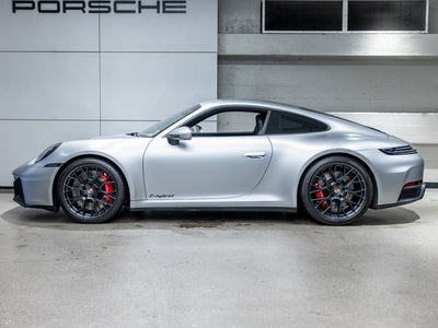 2025 Porsche 911 911 Carrera GTS