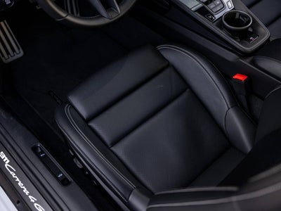 2025 Porsche 911 911 Carrera 4 GTS
