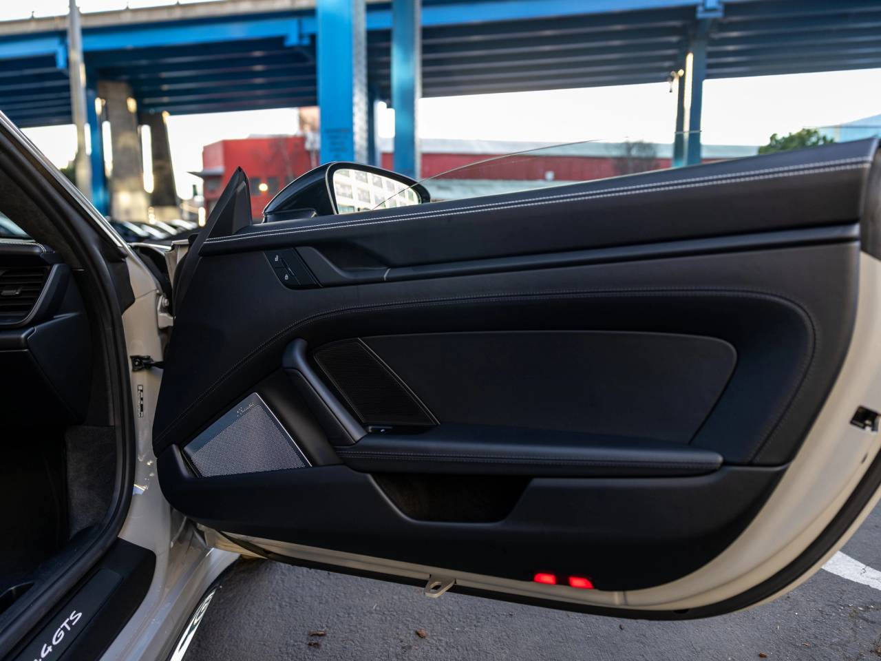 2025 Porsche 911 911 Carrera 4 GTS