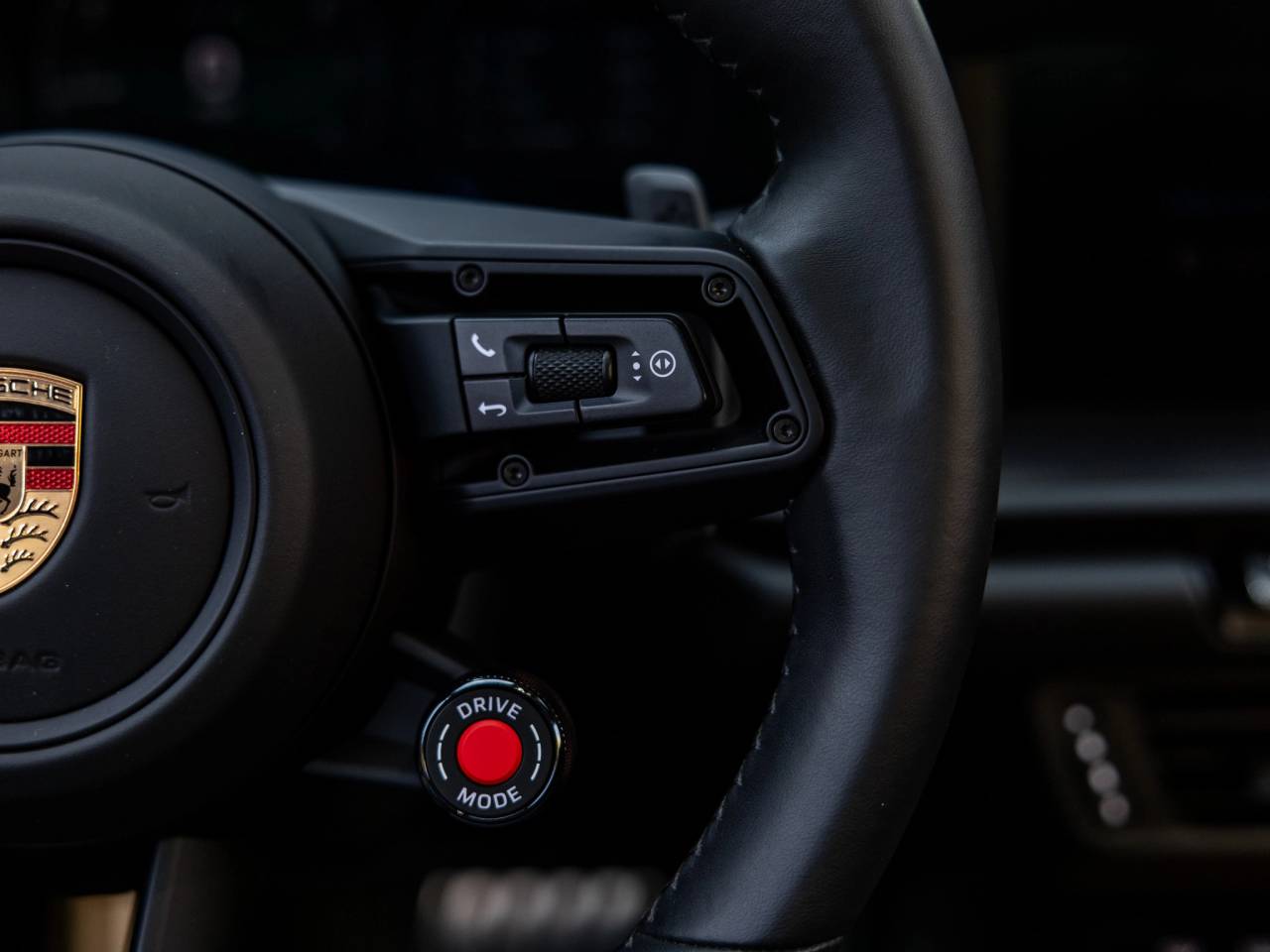 2025 Porsche 911 911 Carrera 4 GTS