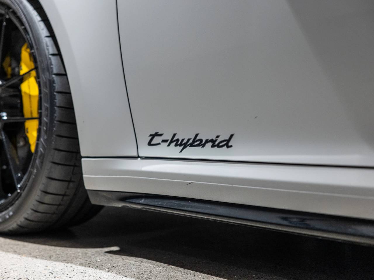 2025 Porsche 911 911 Carrera 4 GTS