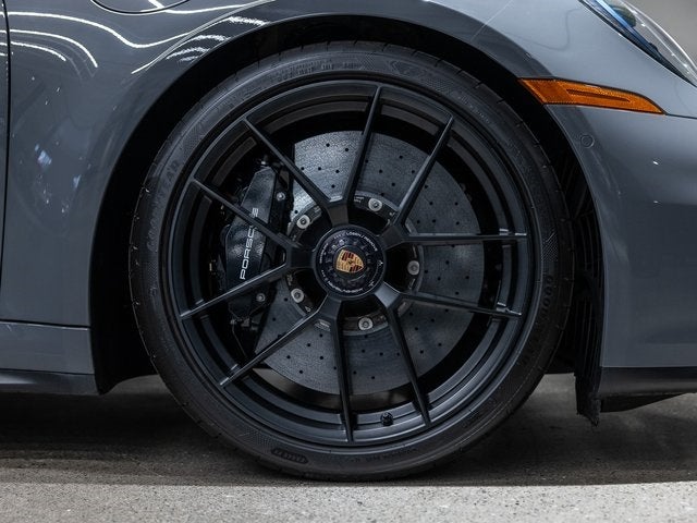 2025 Porsche 911 Carrera GTS