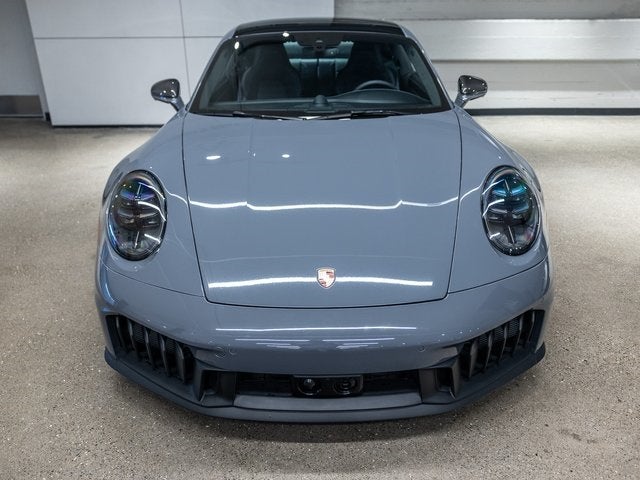 2025 Porsche 911 Carrera GTS