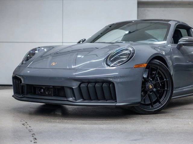 2025 Porsche 911 911 Carrera GTS