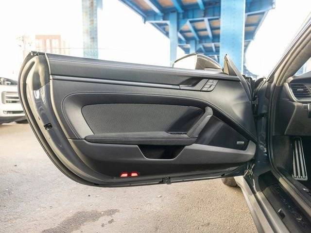 2025 Porsche 911 911 Carrera GTS