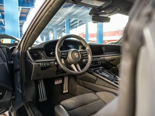 2025 Porsche 911 911 Carrera GTS