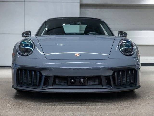 2025 Porsche 911 911 Carrera GTS