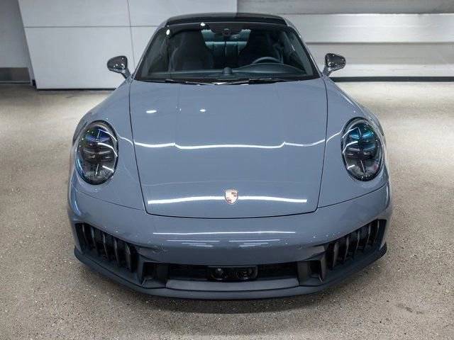 2025 Porsche 911 911 Carrera GTS