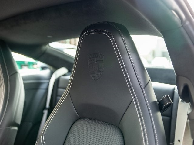 2025 Porsche 911 Carrera GTS