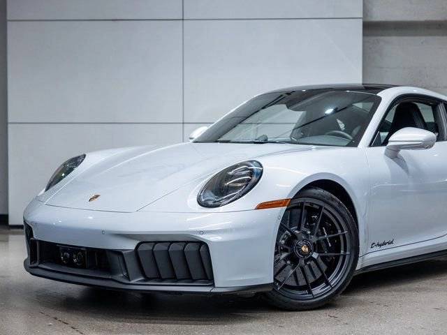 2025 Porsche 911 911 Carrera GTS