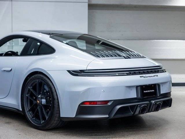 2025 Porsche 911 911 Carrera GTS