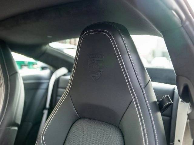 2025 Porsche 911 911 Carrera GTS