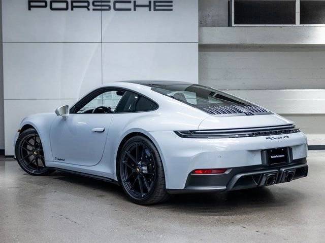 2025 Porsche 911 911 Carrera GTS